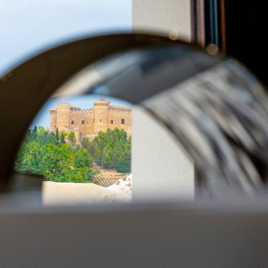 La Serreria – jacuzzi and castle views 4